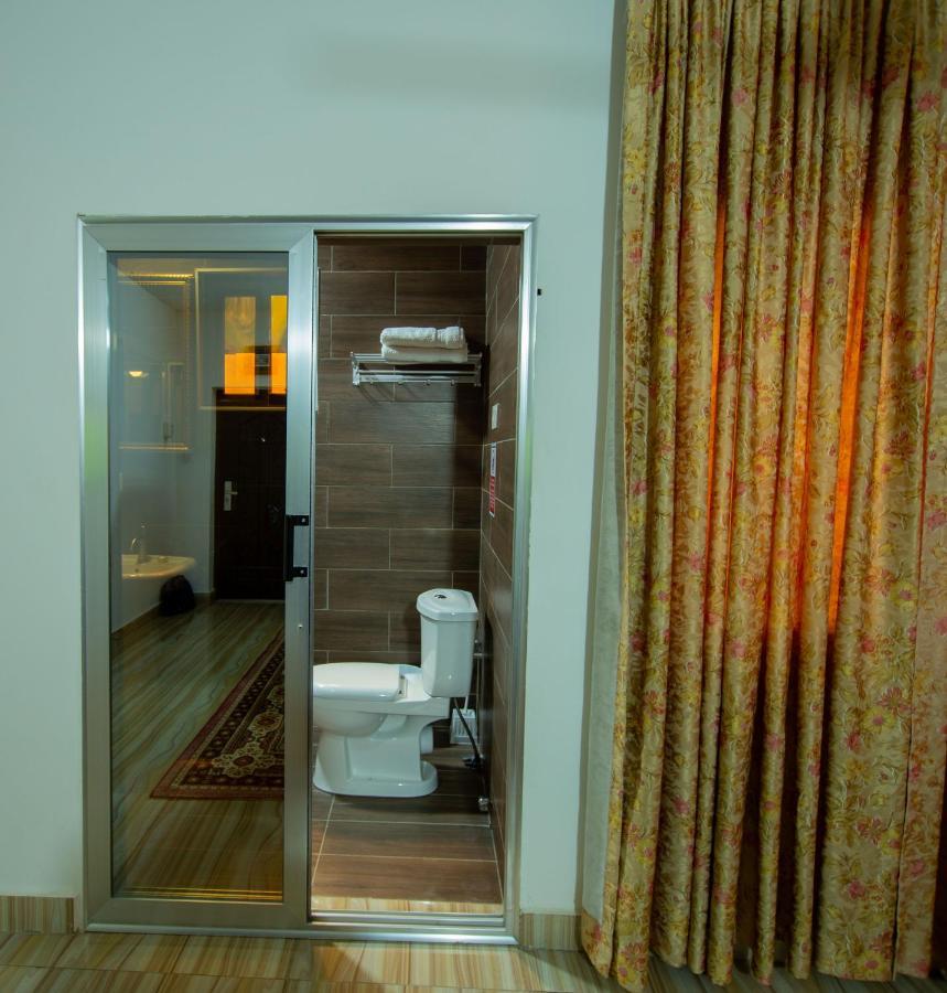Nap Apartment Hotel Dansoman Экстерьер фото