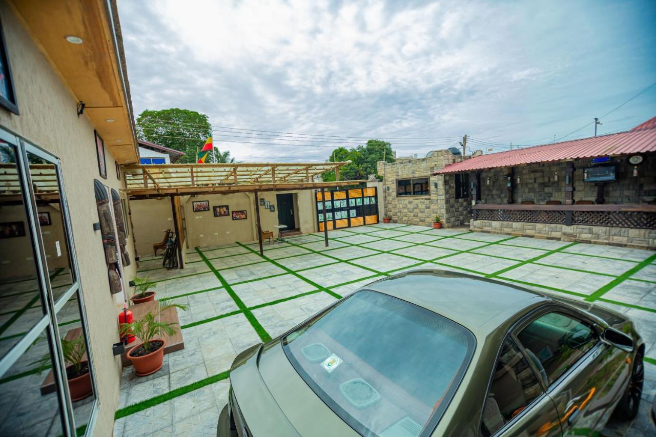 Nap Apartment Hotel Dansoman Экстерьер фото