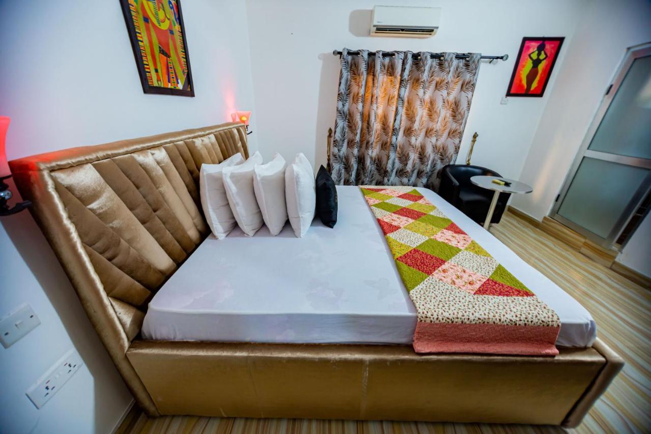 Nap Apartment Hotel Dansoman Экстерьер фото